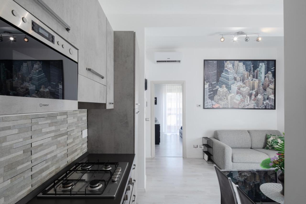 Apartamento Per 4, Metro C Alessandrino, Wi-fi, A/c